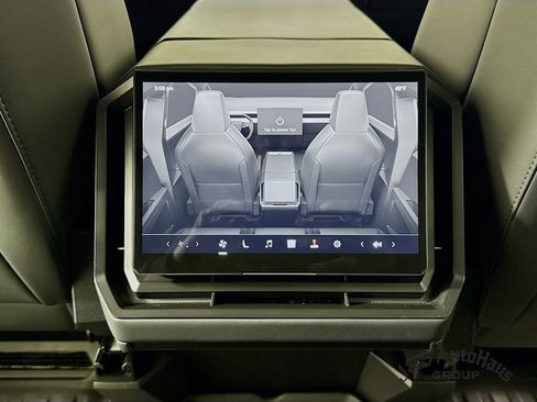 Used 2025 Tesla Cybertruck AWD Crew Cab image 33