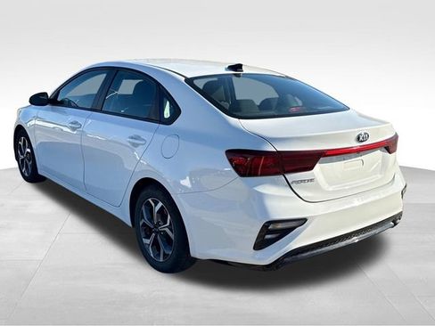 Used 2020 Kia Forte LXS image 7