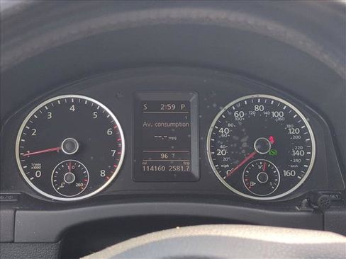 Used 2014 Volkswagen Tiguan SE FWD image 10