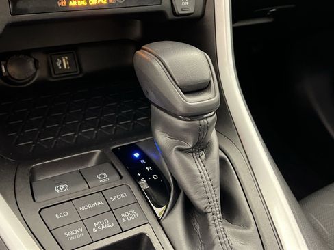 Used 2024 Toyota RAV4 XLE image 22