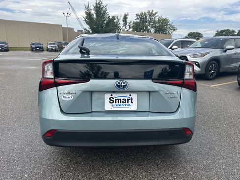 Used 2021 Toyota Prius Limited w/ Premium Convenience Package FWD image 14