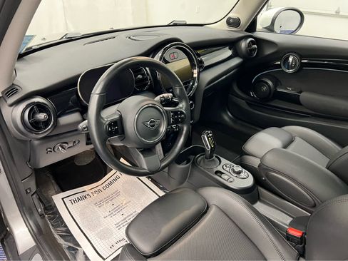 Used 2024 MINI Cooper SE image 15