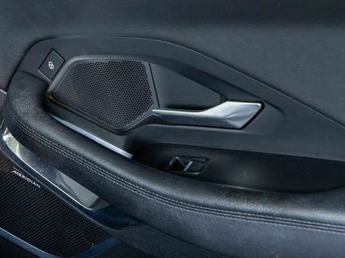 Used 2018 Jaguar E-PACE S image 15