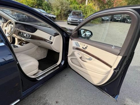 Used 2018 Mercedes-Benz S 560 4MATIC Sedan image 13