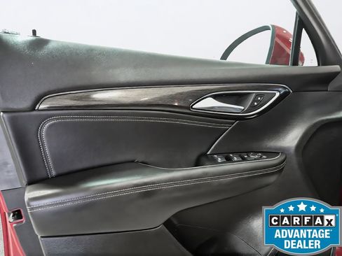 Used 2023 Buick Envision Preferred FWD image 28