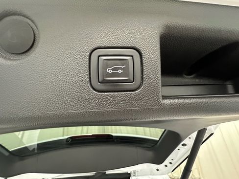 Certified 2023 Chevrolet Equinox LT image 13