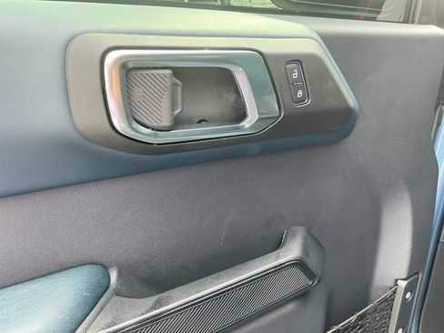 Used 2025 Ford Bronco Heritage Edition image 16