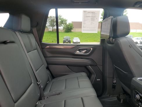 Used 2021 Chevrolet Tahoe RST w/ Rear Media and Nav Package AWD/4WD image 34