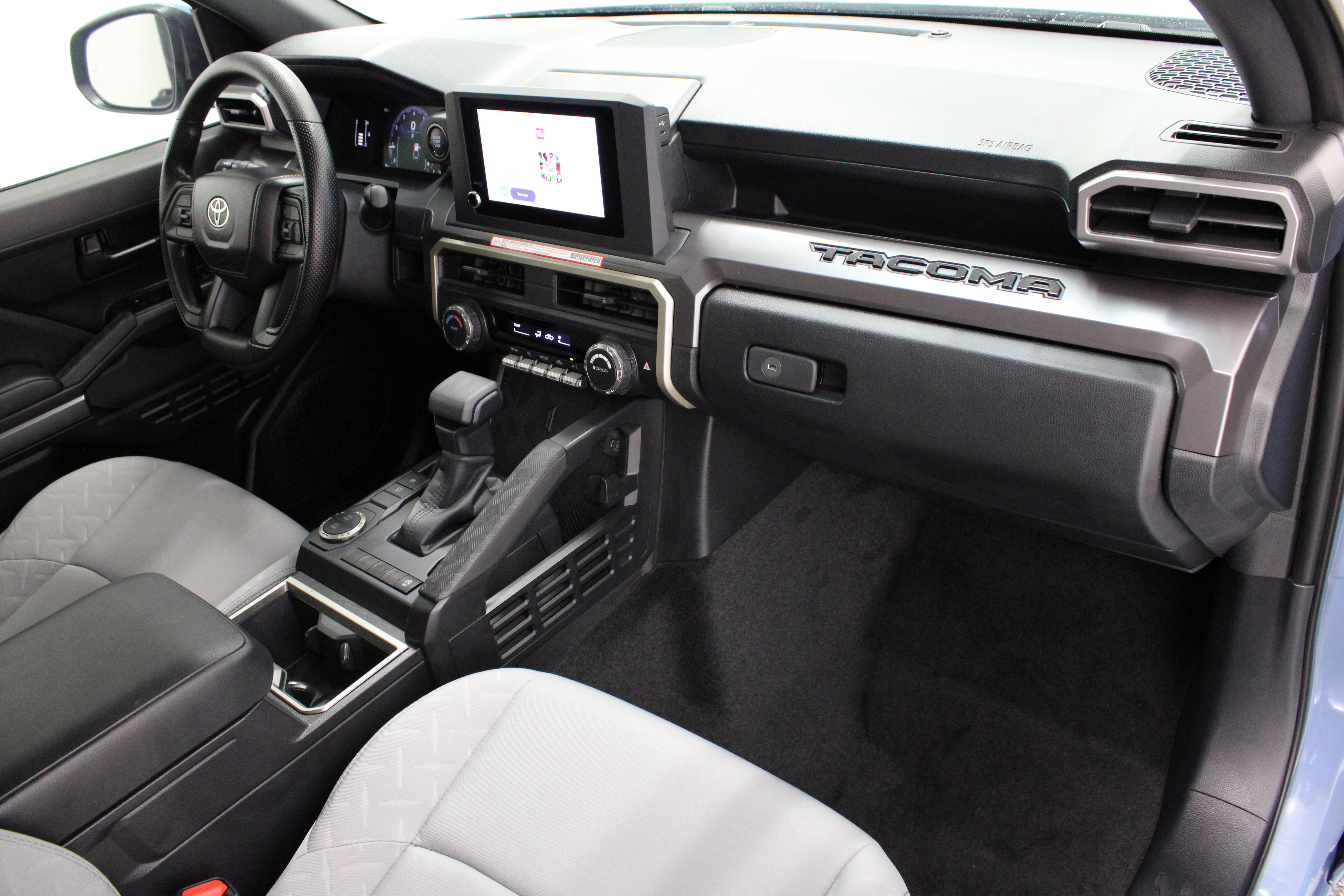 Certified 2026 Toyota Tacoma SR5 RWD image 34