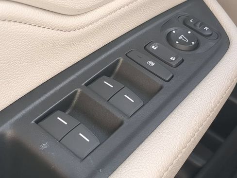 New 2026 Honda Odyssey Touring image 19
