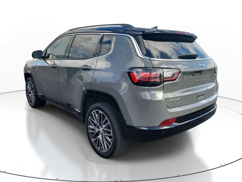 Used 2022 Jeep Compass Limited w/ Elite Group image 6