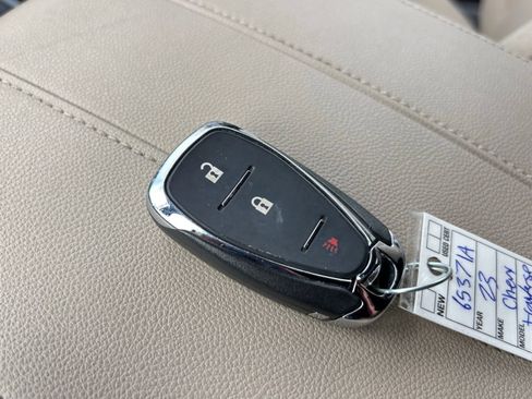 Used 2023 Chevrolet Traverse LS FWD image 29