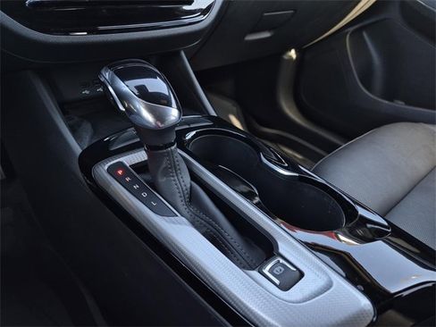 Used 2025 Buick Envista Avenir image 17