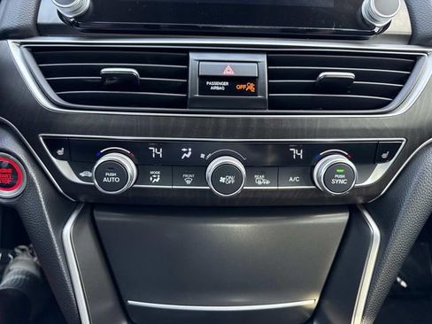 Used 2018 Honda Accord EX-L image 18