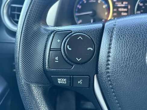 Used 2018 Toyota RAV4 LE w/ All Weather Liner Package AWD/4WD image 34