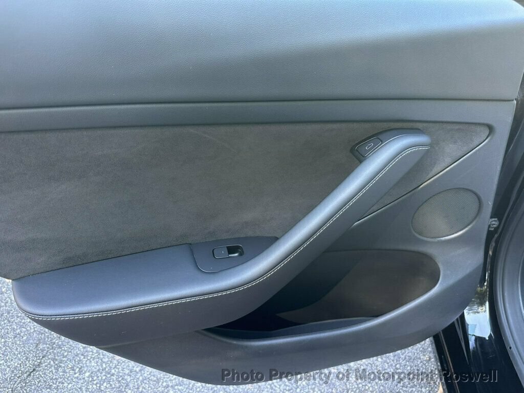Used 2023 Tesla Model 3 Standard Range RWD image 16