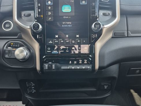 Used 2024 RAM 2500 Laramie image 39