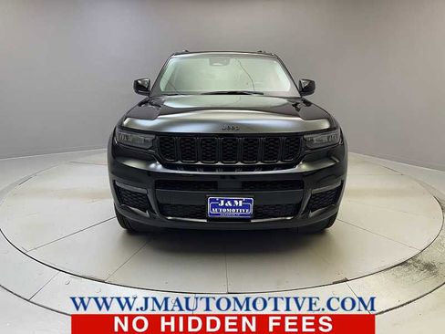 Used 2023 Jeep Grand Cherokee L Limited w/ Black Appearance Package image 8