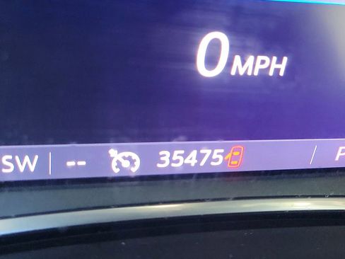 Used 2019 Chevrolet Equinox Premier FWD image 29