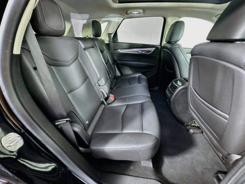 Used 2019 Cadillac XT5 Premium Luxury FWD image 35