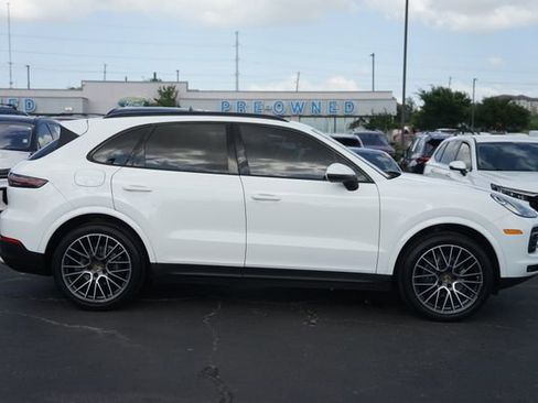 Used 2019 Porsche Cayenne AWD/4WD image 5