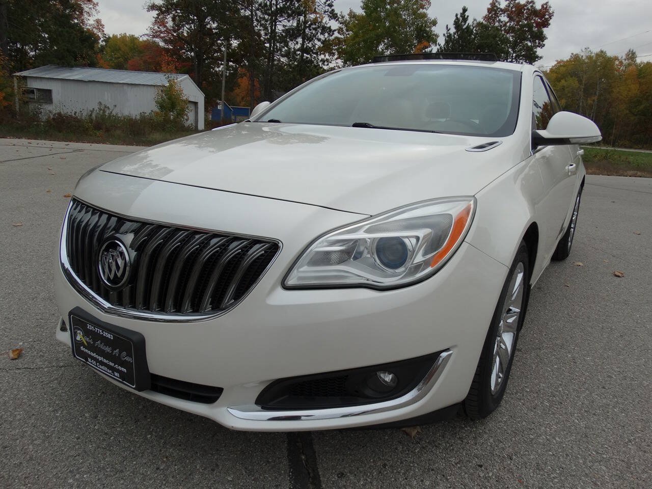Used 2015 Buick Regal Premium AWD/4WD image 7