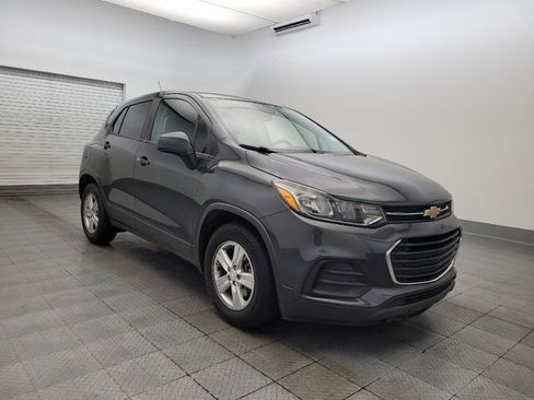 Used 2020 Chevrolet Trax LS w/ Tint and Cruise Package image 13