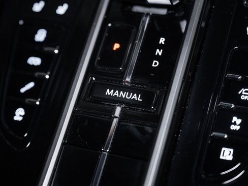 New 2026 Aston Martin V8 Vantage S image 32