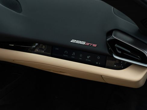 Used 2023 Ferrari 296 GTS RWD image 28