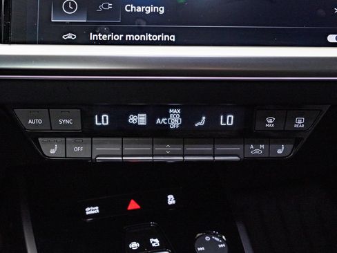 Used 2023 Audi Q4 e-tron Premium Plus w/ Premium Plus RWD image 36