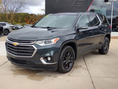 Used 2021 Chevrolet Traverse LT