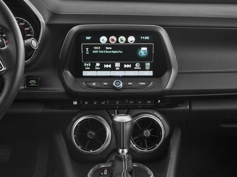 Used 2017 Chevrolet Camaro LT RWD image 13