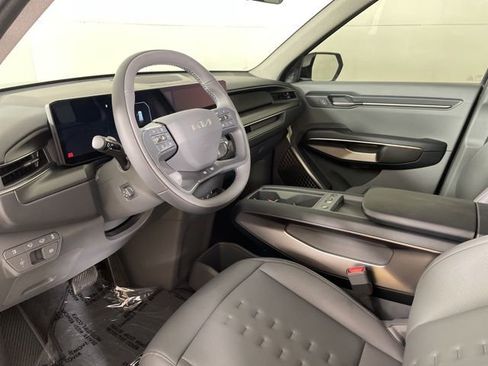 New 2026 Kia EV9 Wind image 21