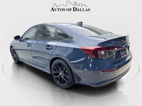 Used 2025 Honda Civic Sport image 9