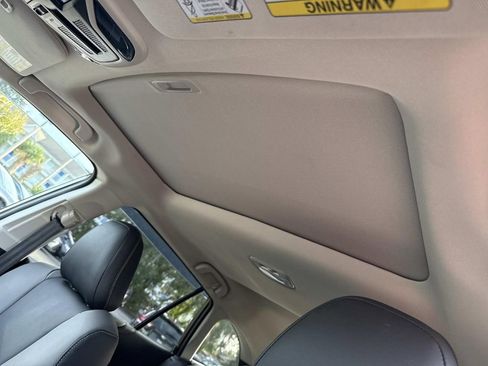 Used 2025 Subaru Outback Onyx Edition image 45