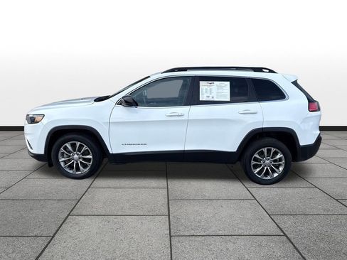 Used 2022 Jeep Cherokee Latitude Lux FWD image 2