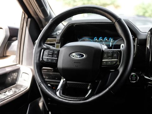 Used 2022 Ford F150 Lariat w/ Equipment Group 502A High AWD/4WD image 18