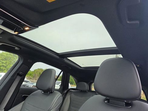 New 2026 Mercedes-Benz GLC 300 image 23