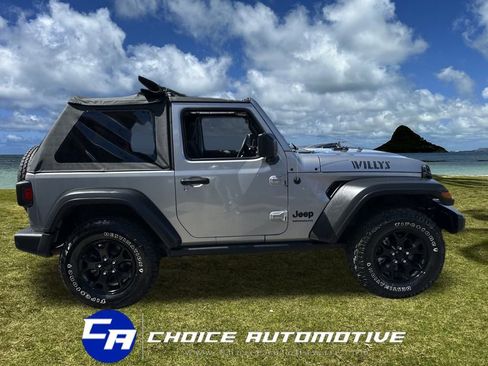 Used 2021 Jeep Wrangler Sport image 9