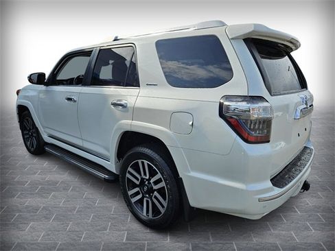 Used 2020 Toyota 4Runner Limited image 5