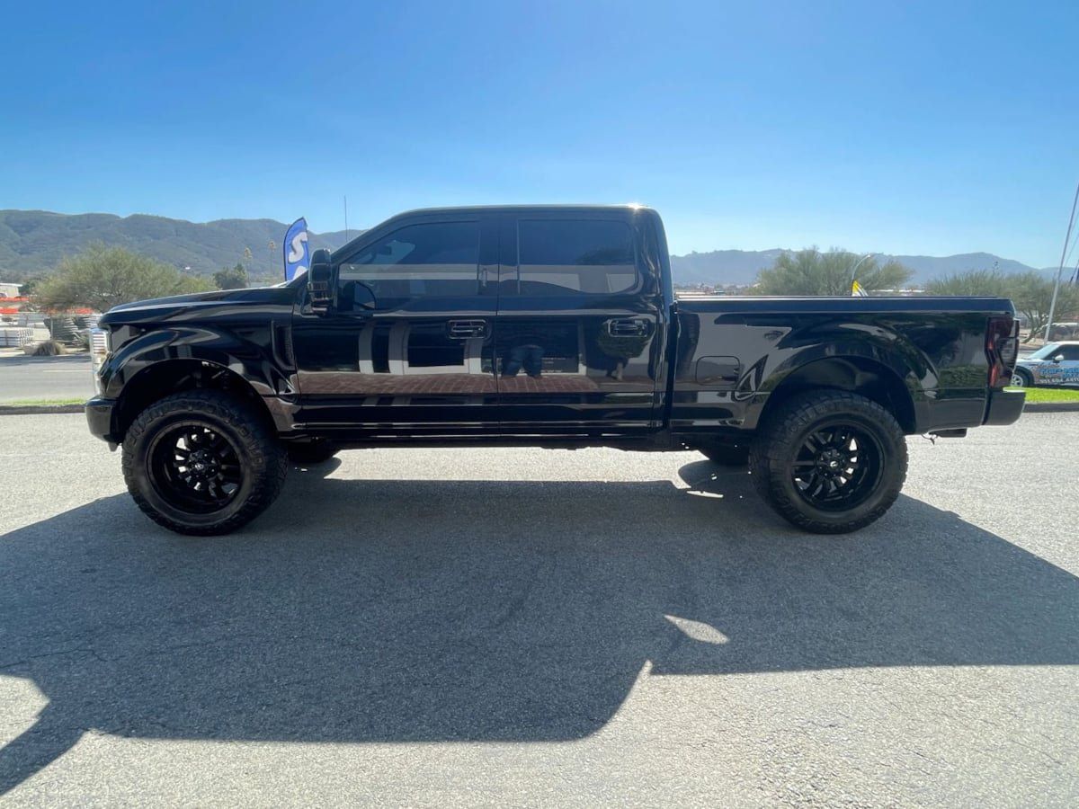 Used 2020 Ford F250 Platinum w/ FX4 Off-Road Package AWD/4WD image 9