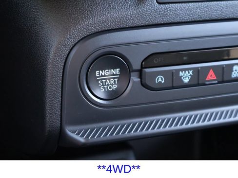 Used 2025 Ford Bronco Sport Big Bend AWD/4WD image 6