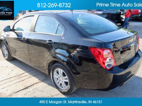 Used 2012 Chevrolet Sonic LS FWD image 4