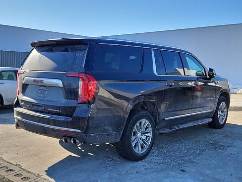 Certified 2023 GMC Yukon XL Denali image 8