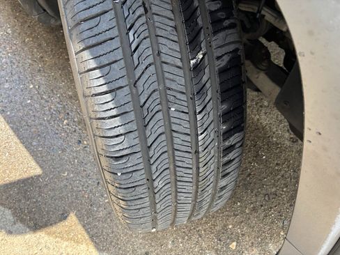 Used 2014 Jeep Cherokee Latitude FWD image 20