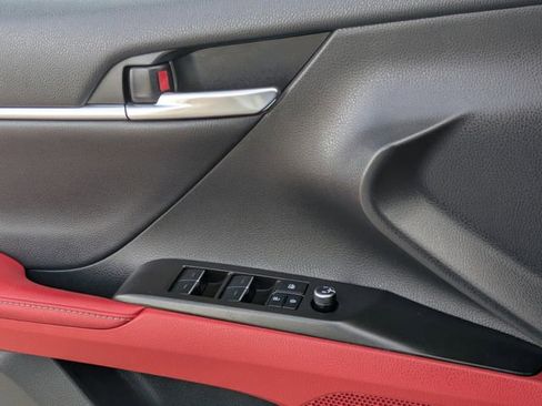 Used 2022 Toyota Camry XSE image 25