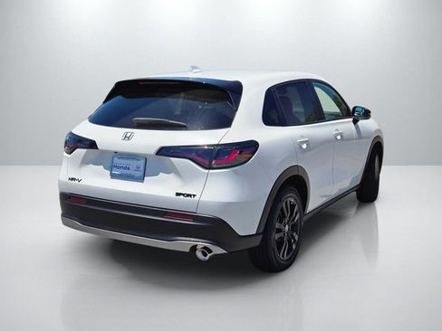 New 2027 Honda HR-V Sport image 4