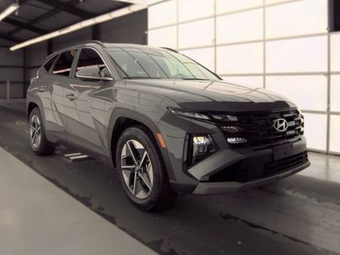 Used 2026 Hyundai Tucson SEL FWD image 3