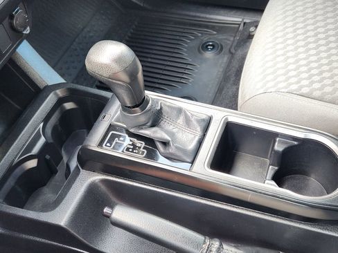 Used 2023 Toyota Tacoma SR AWD/4WD image 22