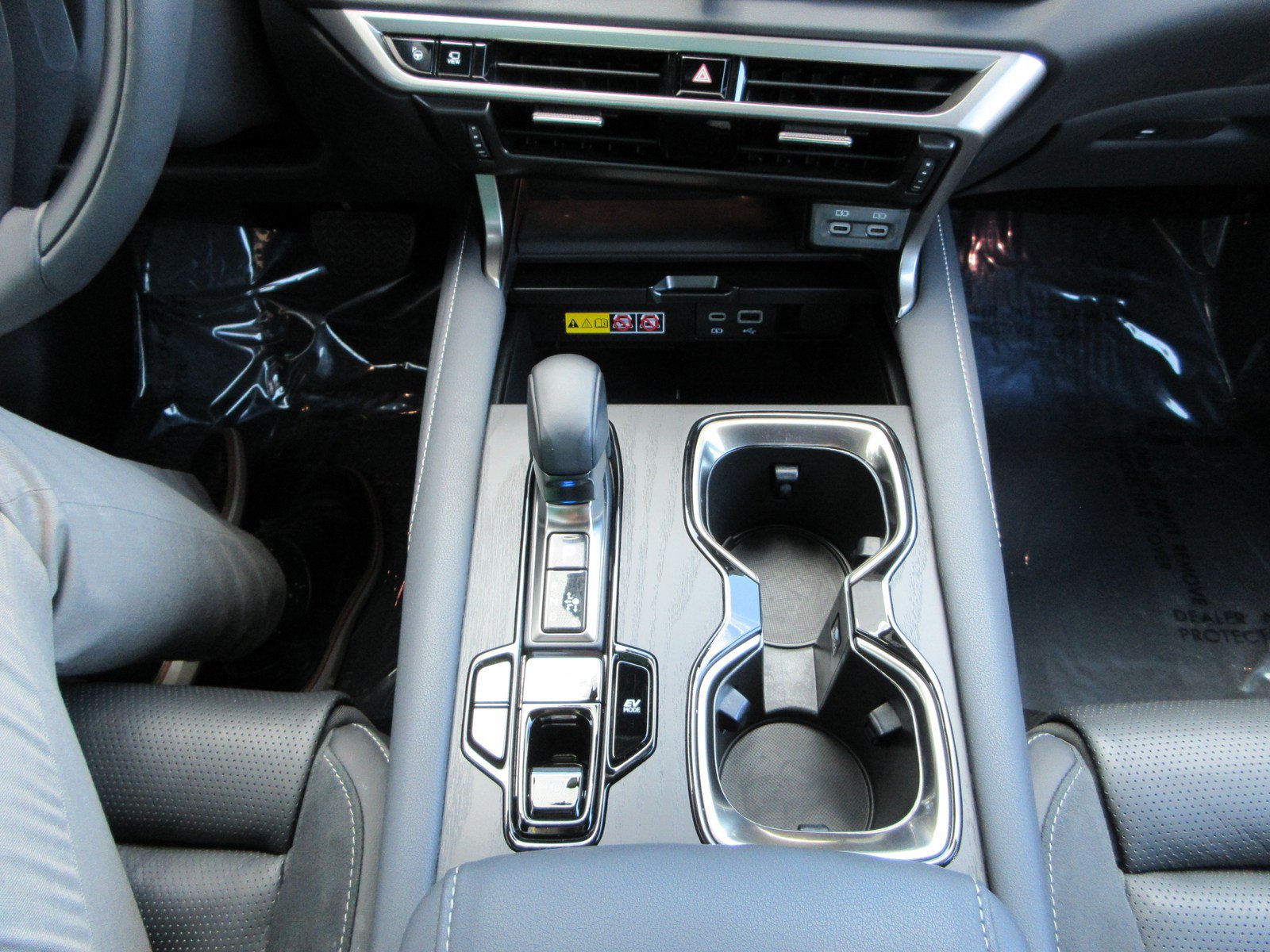Used 2025 Lexus RX 350 w/ Convenience Package AWD/4WD image 48